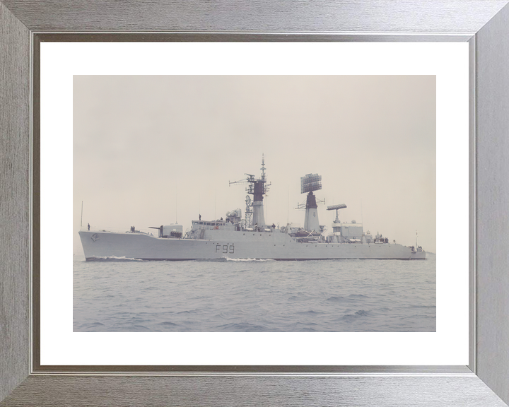 HMS Lincoln F99 Salisbury Class Frigate Port Beam View Photo Print - Posters, Prints, & Visual Artwork - by Hampshire Prints (image 6 of 9)