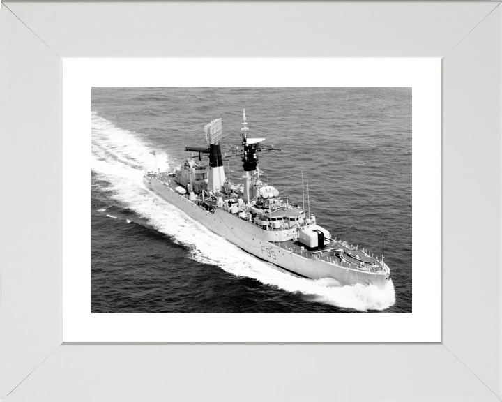 HMS Lincoln F99 Salisbury Class Frigate High Starboard Bow View Photo Print - Posters, Prints, & Visual Artwork - by Hampshire Prints (image 4 of 9)