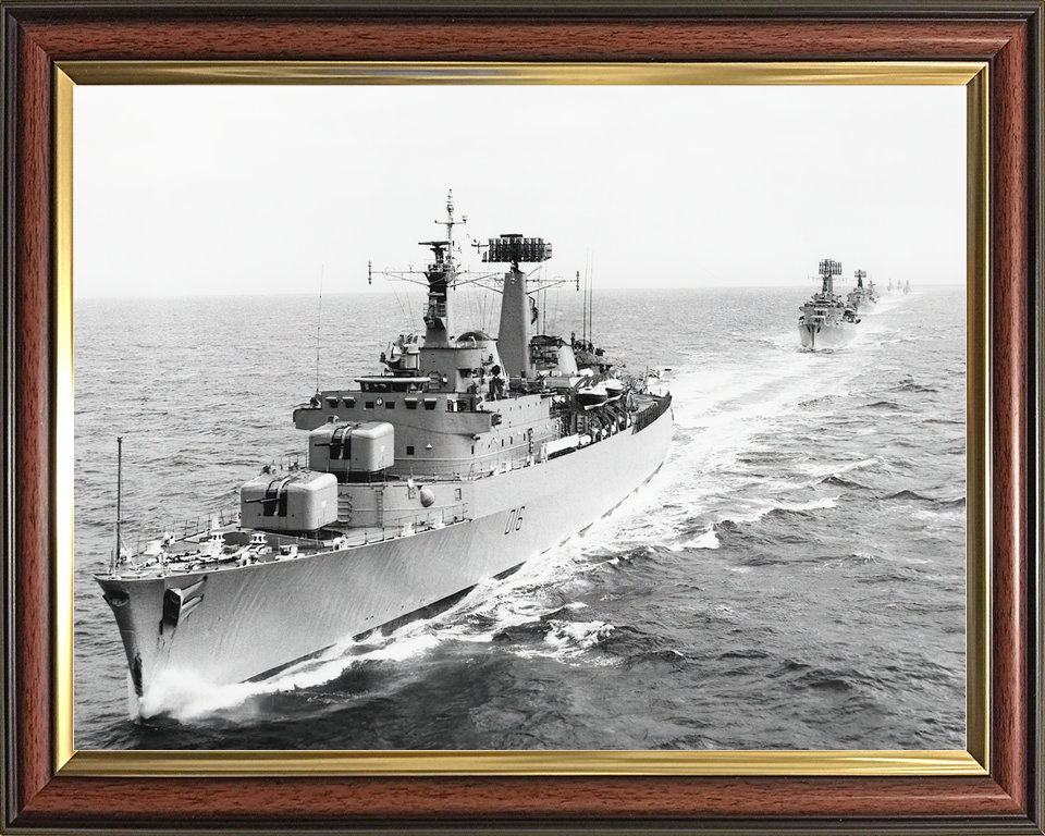 HMS London D16 County Class Destroyer 1971 Photo Print - Posters, Prints, & Visual Artwork - by Hampshire Prints (image 9 of 9)