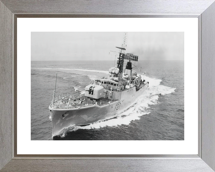 HMS Lynx F27 Leopard Class Frigate Turning to Starboard Photo Print - Posters, Prints, & Visual Artwork - by Hampshire Prints (image 6 of 9)