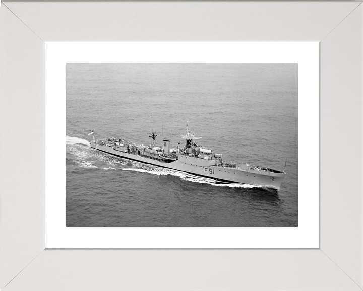 HMS Murray F91 Blackwood Class Frigate Starboard View Photo Print - Posters, Prints, & Visual Artwork - by Hampshire Prints (image 4 of 9)