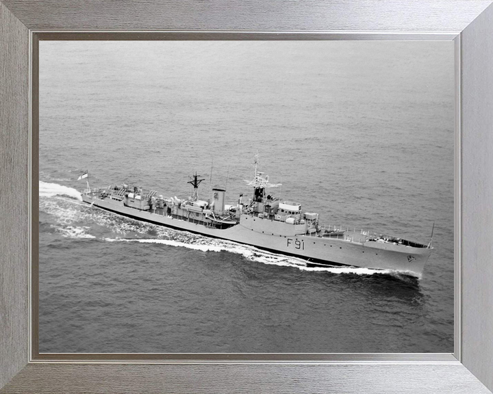 HMS Murray F91 Blackwood Class Frigate Starboard View Photo Print - Posters, Prints, & Visual Artwork - by Hampshire Prints (image 7 of 9)