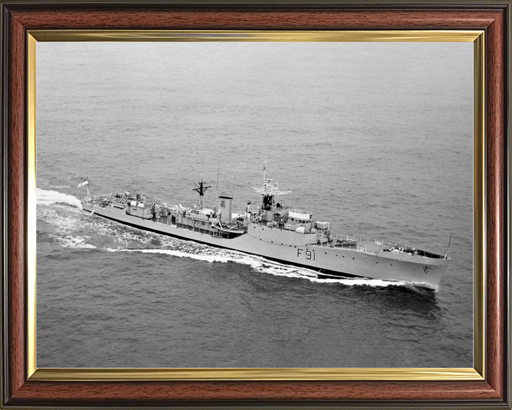 HMS Murray F91 Blackwood Class Frigate Starboard View Photo Print - Posters, Prints, & Visual Artwork - by Hampshire Prints (image 9 of 9)