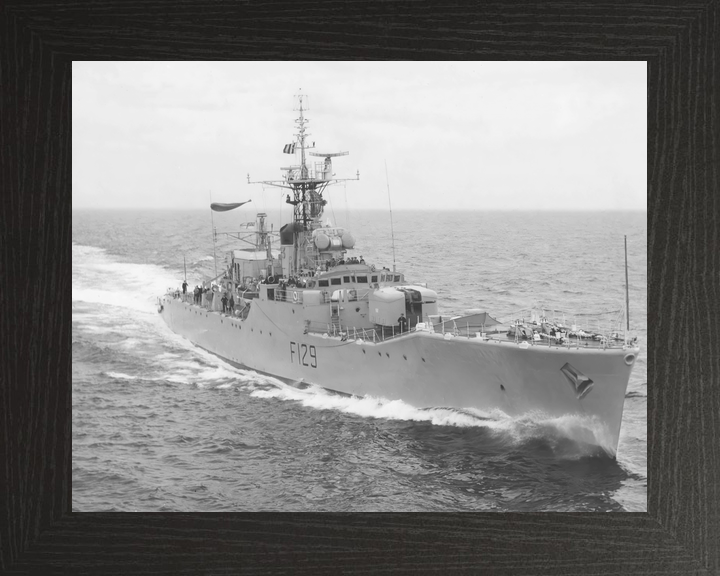 HMS Rhyl F129 Rothesay Class Frigate Starboard Bow View Photo Print - Posters, Prints, & Visual Artwork - by Hampshire Prints (image 3 of 9)