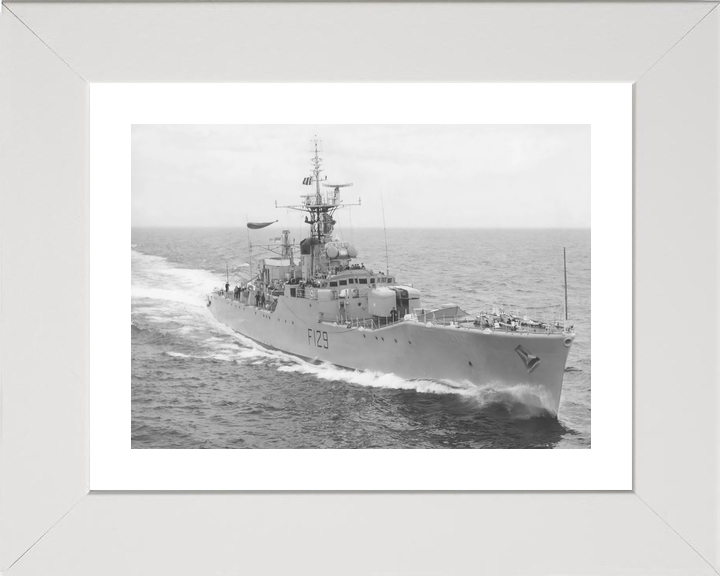 HMS Rhyl F129 Rothesay Class Frigate Starboard Bow View Photo Print - Posters, Prints, & Visual Artwork - by Hampshire Prints (image 4 of 9)