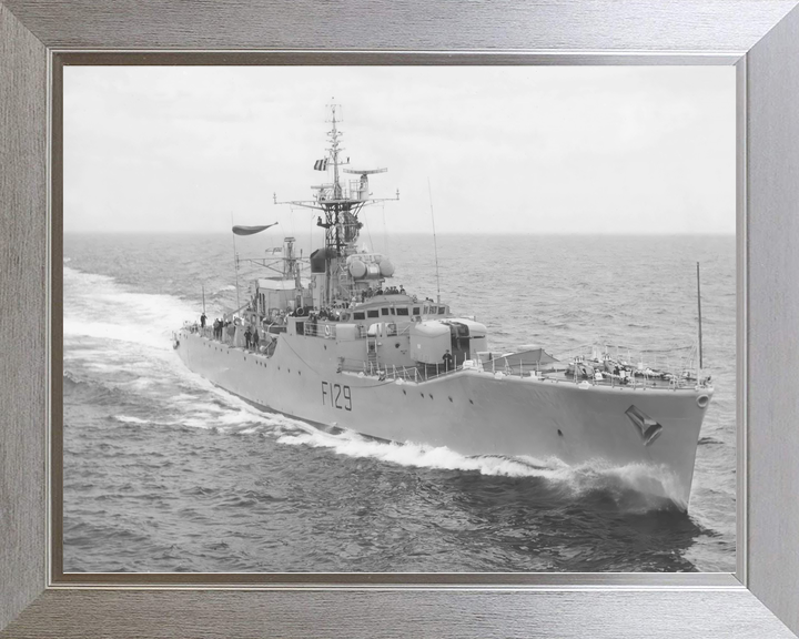 HMS Rhyl F129 Rothesay Class Frigate Starboard Bow View Photo Print - Posters, Prints, & Visual Artwork - by Hampshire Prints (image 7 of 9)