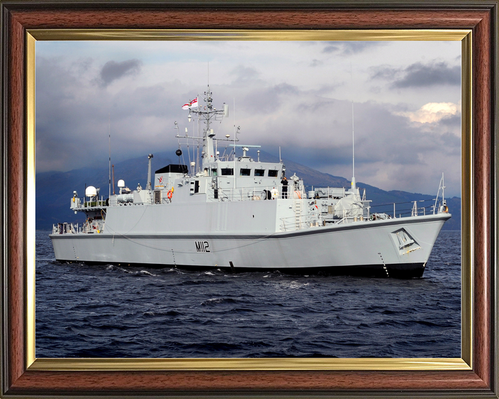 HMS Shoreham M112 Sandown Class Minehunter Low Starboard View Photo Print - Posters, Prints, & Visual Artwork - by Hampshire Prints (image 9 of 9)