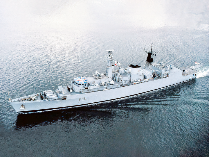 HMS Brazen (F91) Royal Navy Type 22 Frigate High Port Side View Photo Print Wall Art Decor Posters, Prints, & Visual Artwork Hampshire Prints 6 x 4 No Frame No