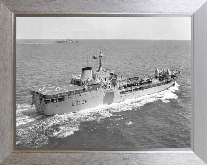RFA Sir Percivale L3036 Round Table Class Ship 1975 Photo Print - Posters, Prints, & Visual Artwork - by Hampshire Prints (image 7 of 9)