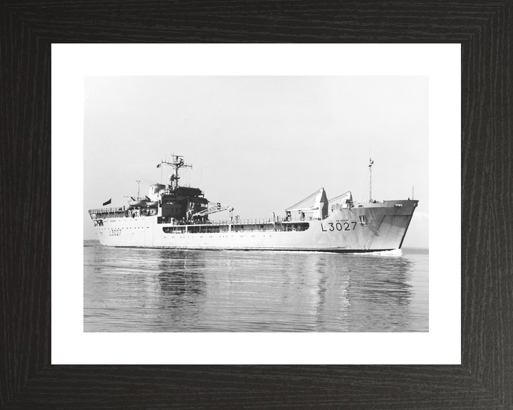 RFA Sir Geraint L3027 Round Table Class Ship 1984 Photo Print - Posters, Prints, & Visual Artwork - by Hampshire Prints (image 2 of 9)