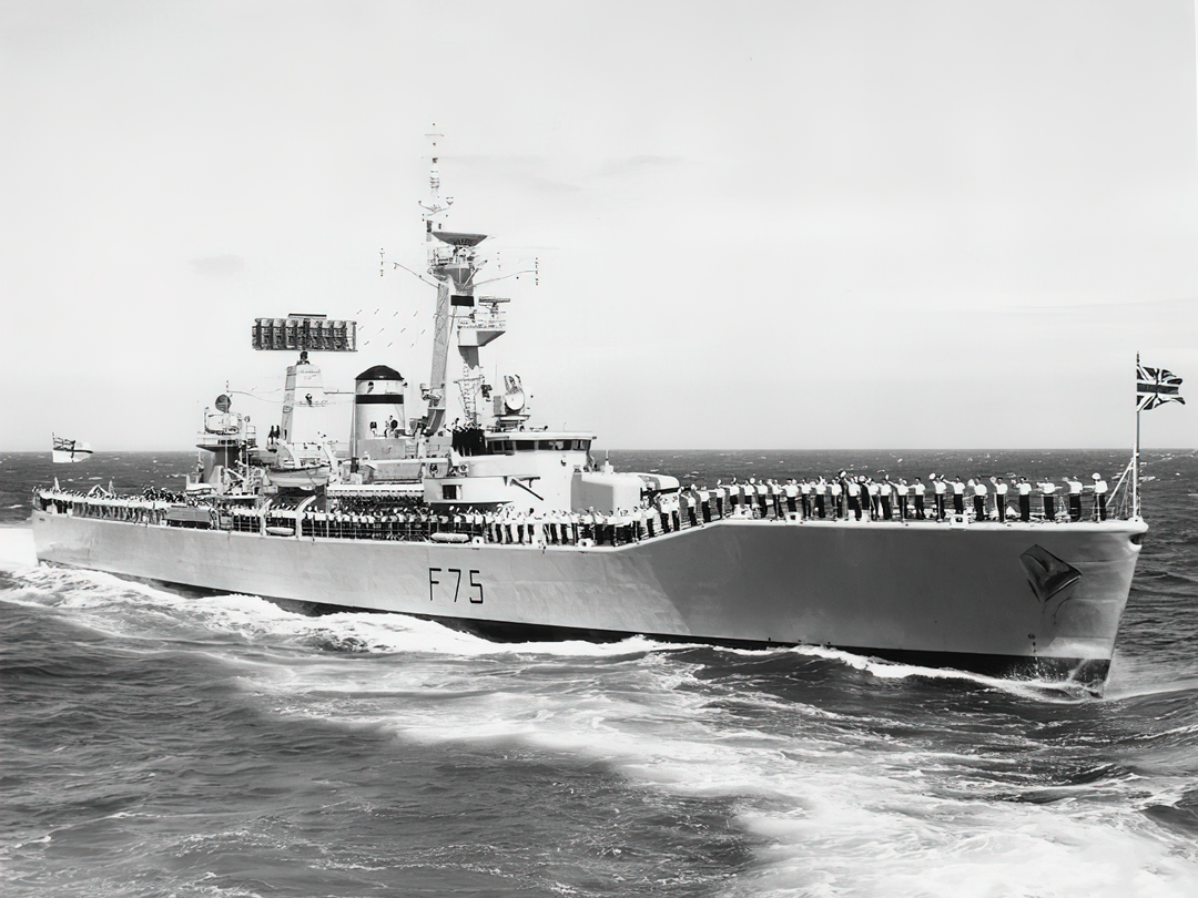 HMS Charybdis (F75) Royal Navy Leander Class Frigate Cheer Ship Photo Print Wall Art Decor Posters, Prints, & Visual Artwork Hampshire Prints 6 x 4 No Frame No