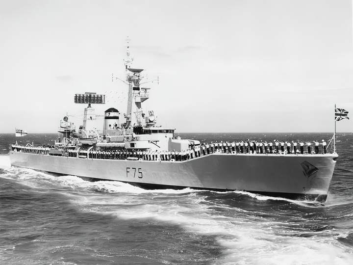 HMS Charybdis (F75) Royal Navy Leander Class Frigate Cheer Ship Photo Print Wall Art Decor Posters, Prints, & Visual Artwork Hampshire Prints 6 x 4 No Frame No