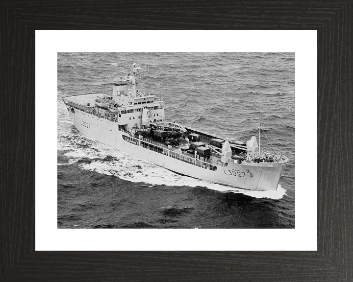 RFA Sir Geraint L3027 Round Table Class Ship 1986 Photo Print - Posters, Prints, & Visual Artwork - by Hampshire Prints (image 2 of 9)