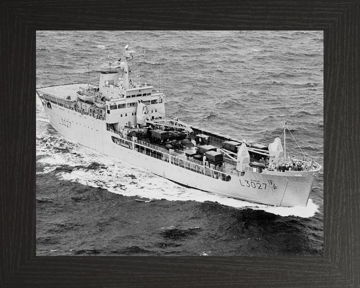 RFA Sir Geraint L3027 Round Table Class Ship 1986 Photo Print - Posters, Prints, & Visual Artwork - by Hampshire Prints (image 3 of 9)