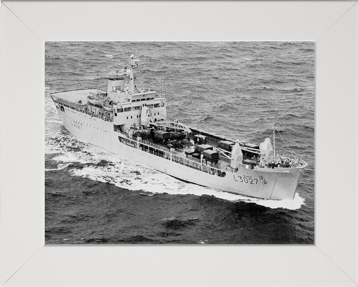 RFA Sir Geraint L3027 Round Table Class Ship 1986 Photo Print - Posters, Prints, & Visual Artwork - by Hampshire Prints (image 5 of 9)