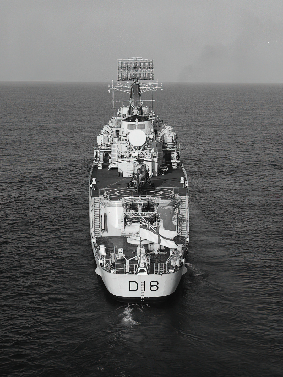 HMS Antrim (D18) Royal Navy County Class Destroyer Stern View Photo Print Wall Art Decor Posters, Prints, & Visual Artwork Hampshire Prints 6 x 4 No Frame No