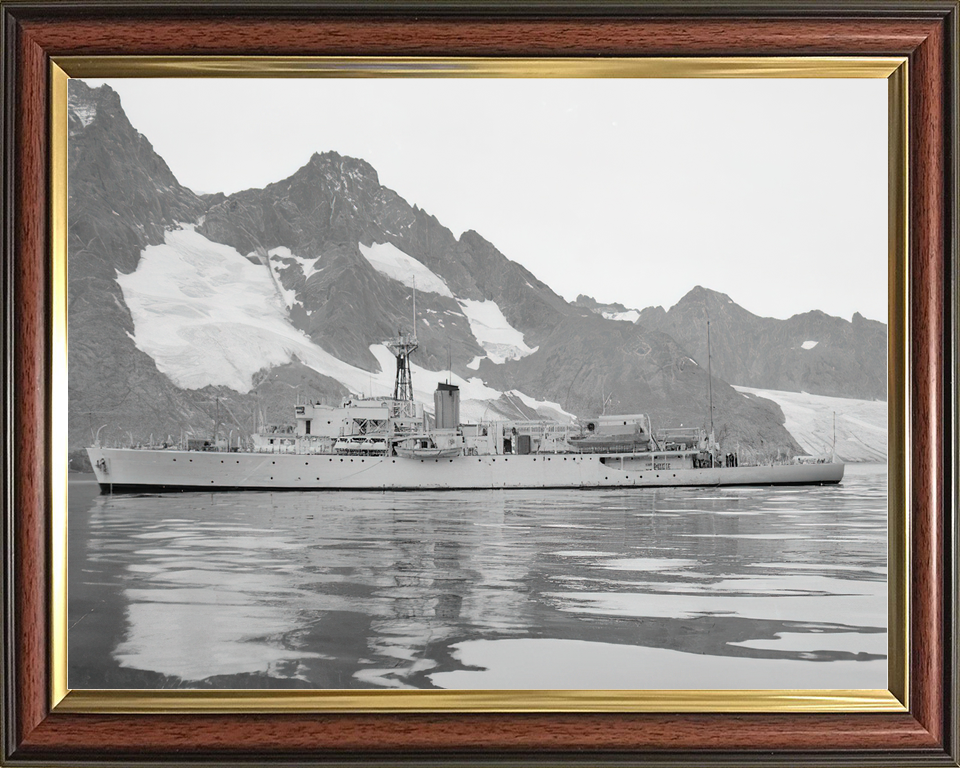 HMS Owen K640 Bay Class Frigate 1939 to 1945 Photo Print - Posters, Prints, & Visual Artwork - by Hampshire Prints (image 9 of 9)