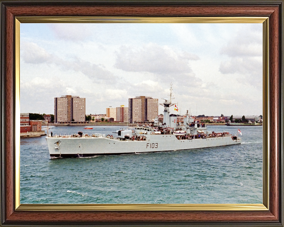 HMS Lowestoft F103 Rothesay Class Frigate Photo Print - Posters, Prints, & Visual Artwork - by Hampshire Prints (image 9 of 9)