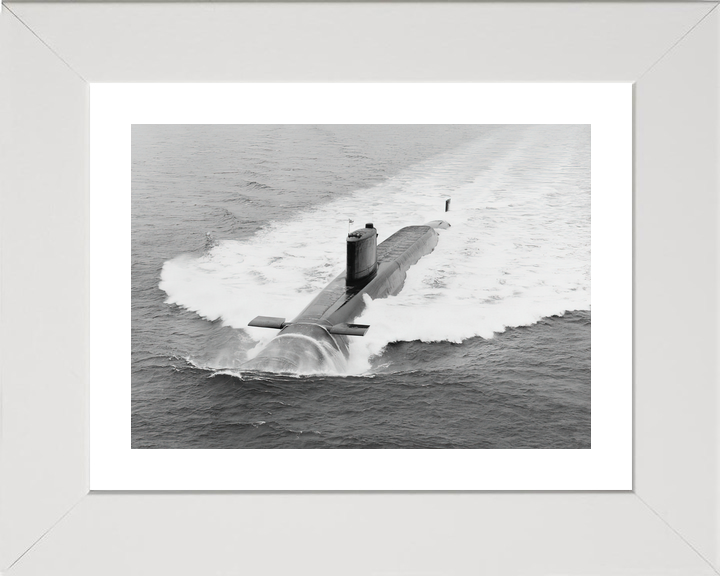HMS Resolution S22 Resolution Class Submarine Photo Print - Posters, Prints, & Visual Artwork - by Hampshire Prints (image 4 of 9)