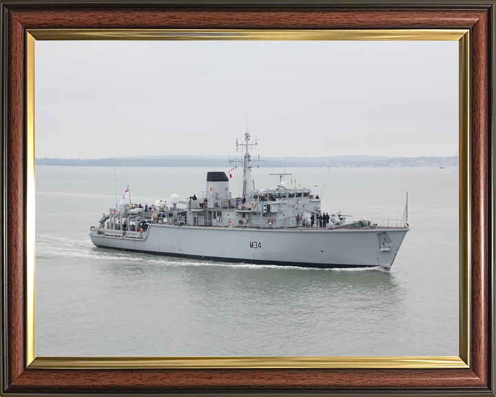 HMS Middleton M34 Hunt Class Mine Warfare Vessel Entering Harbour Photo Print - Posters, Prints, & Visual Artwork - by Hampshire Prints (image 9 of 9)
