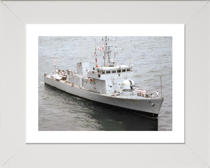 HMS Plover P240 Peacock Class Patrol Vessel July 1986 Port Side View Photo Print - Posters, Prints, & Visual Artwork - by Hampshire Prints (image 4 of 9)