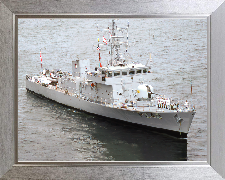 HMS Plover P240 Peacock Class Patrol Vessel July 1986 Port Side View Photo Print - Posters, Prints, & Visual Artwork - by Hampshire Prints (image 7 of 9)