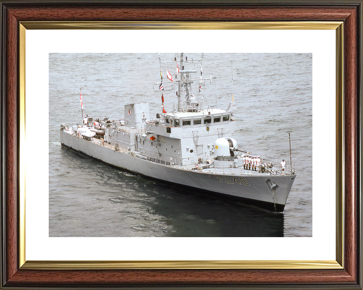 HMS Plover P240 Peacock Class Patrol Vessel July 1986 Port Side View Photo Print - Posters, Prints, & Visual Artwork - by Hampshire Prints (image 8 of 9)