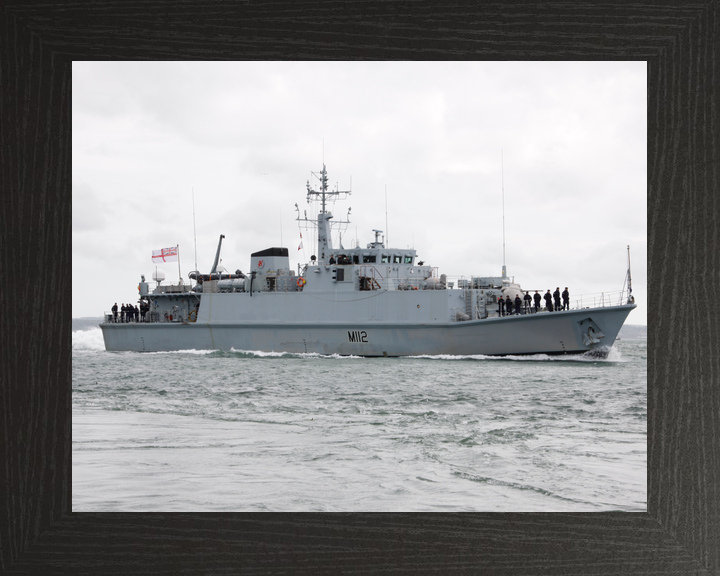 HMS Shoreham M112 Sandown Class Minehunter Starboard Beam View Photo Print - Posters, Prints, & Visual Artwork - by Hampshire Prints (image 3 of 9)
