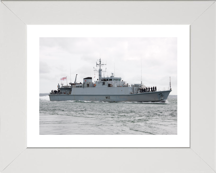 HMS Shoreham M112 Sandown Class Minehunter Starboard Beam View Photo Print - Posters, Prints, & Visual Artwork - by Hampshire Prints (image 4 of 9)