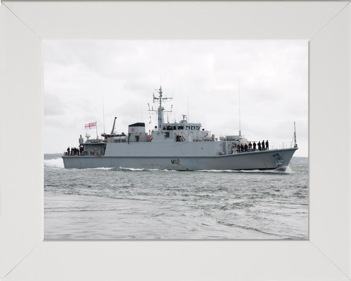 HMS Shoreham M112 Sandown Class Minehunter Starboard Beam View Photo Print - Posters, Prints, & Visual Artwork - by Hampshire Prints (image 5 of 9)