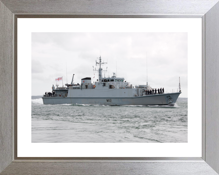 HMS Shoreham M112 Sandown Class Minehunter Starboard Beam View Photo Print - Posters, Prints, & Visual Artwork - by Hampshire Prints (image 6 of 9)
