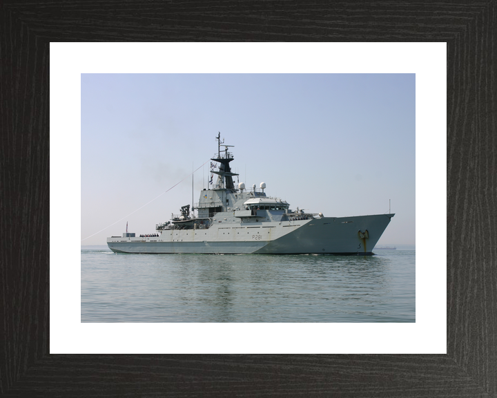 HMS Tyne P281 River Class Patrol Vessel Photo Print - Posters, Prints, & Visual Artwork - by Hampshire Prints (image 2 of 9)