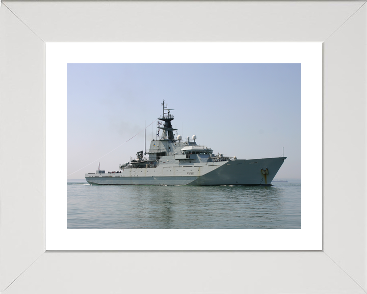 HMS Tyne P281 River Class Patrol Vessel Photo Print - Posters, Prints, & Visual Artwork - by Hampshire Prints (image 4 of 9)