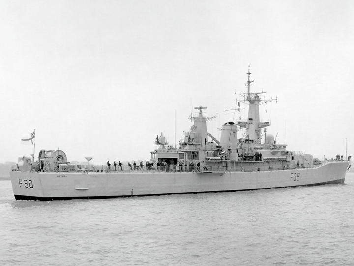 HMS Arethusa (F38) Royal Navy Leander Class Frigate Low Starboard View Photo Print Wall Art Decor Posters, Prints, & Visual Artwork Hampshire Prints 6 x 4 No Frame No