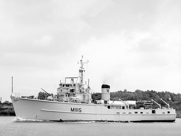 HMS Bronington M1115 Ton Class Minesweeper