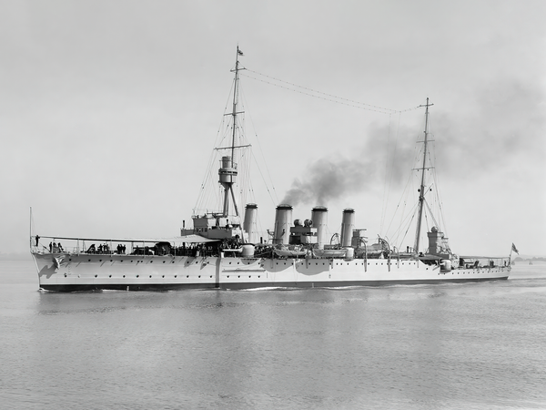 HMS Chatham 1911 Town Class Light Cruiser 1920