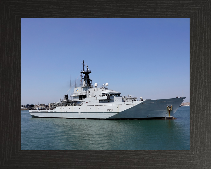 HMS Tyne P281 River Class Patrol Vessel May 2018 Photo Print - Posters, Prints, & Visual Artwork - by Hampshire Prints (image 3 of 9)