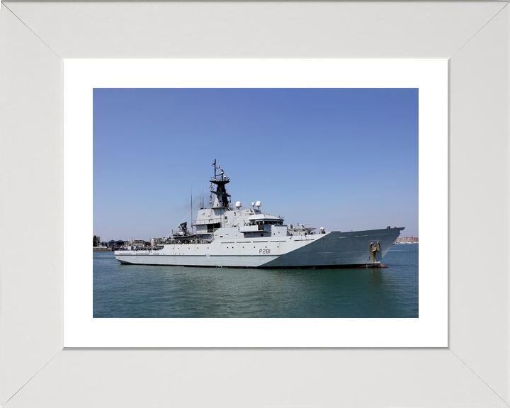 HMS Tyne P281 River Class Patrol Vessel May 2018 Photo Print - Posters, Prints, & Visual Artwork - by Hampshire Prints (image 4 of 9)