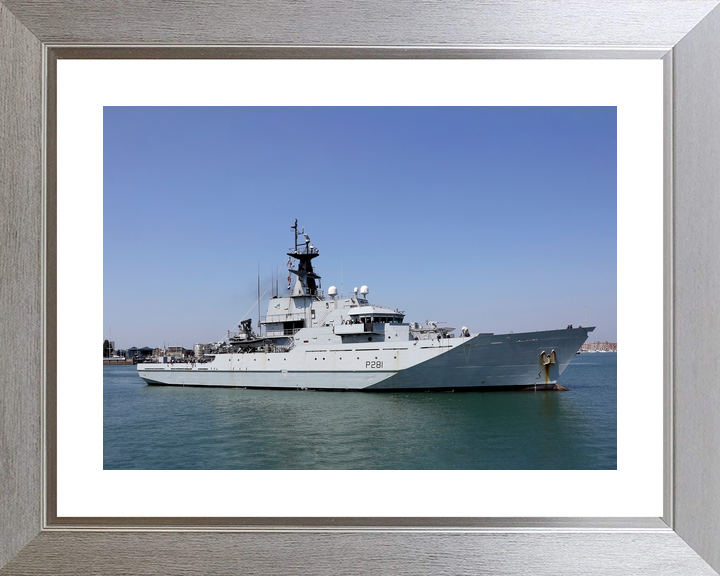 HMS Tyne P281 River Class Patrol Vessel May 2018 Photo Print - Posters, Prints, & Visual Artwork - by Hampshire Prints (image 6 of 9)