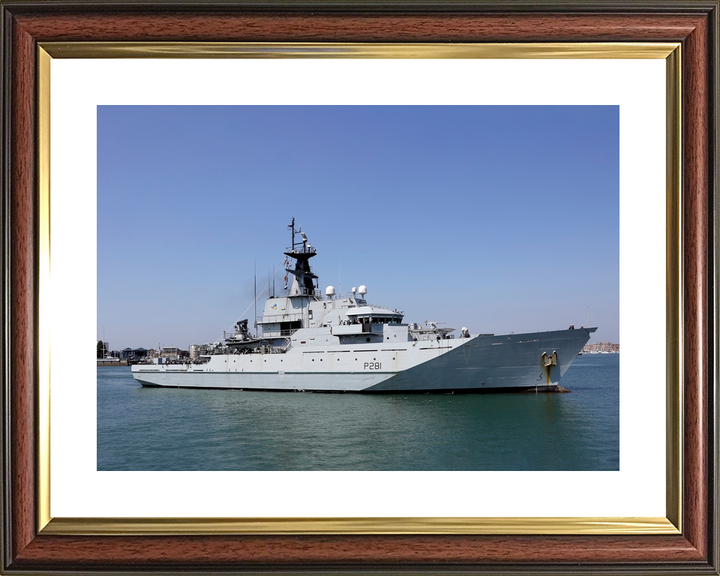 HMS Tyne P281 River Class Patrol Vessel May 2018 Photo Print - Posters, Prints, & Visual Artwork - by Hampshire Prints (image 8 of 9)
