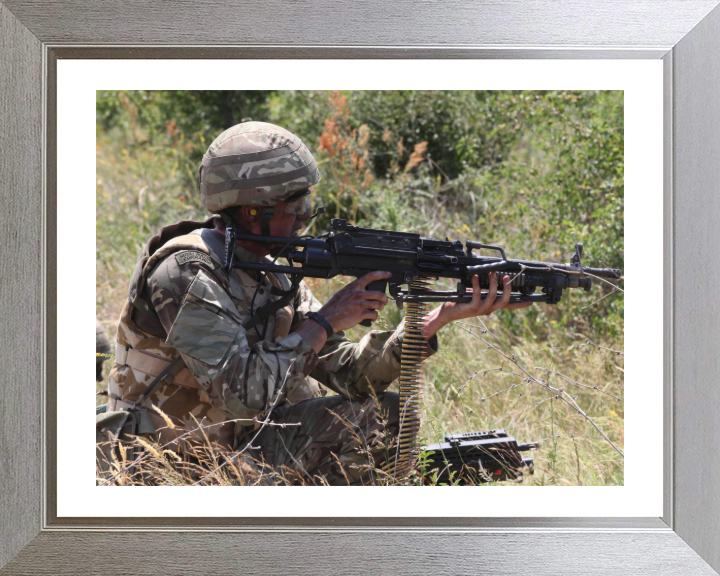 Royal Marine Commando Exercise Platinum Lion 15 Photo Print - 40 Commando Posters, Prints, & Visual Artwork Hampshire Prints 10 x 8 Silver Frame Yes