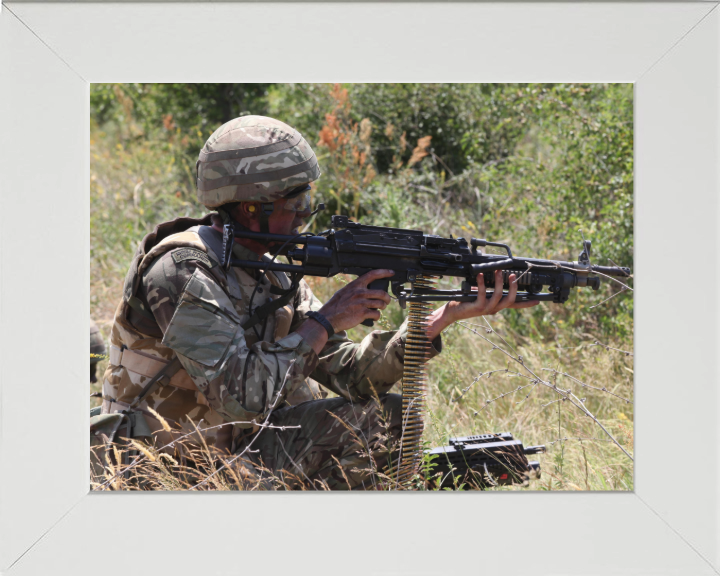 Royal Marine Commando Exercise Platinum Lion 15 Photo Print - 40 Commando Posters, Prints, & Visual Artwork Hampshire Prints 10 x 8 White Frame No