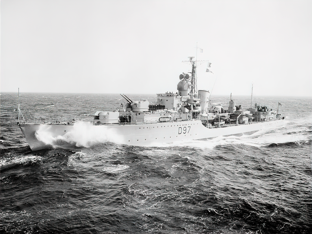 HMS Corunna (D97) Royal Navy Battle Class Destroyer Port Side View Photo Print Wall Art Decor Posters, Prints, & Visual Artwork Hampshire Prints 6 x 4 No Frame No