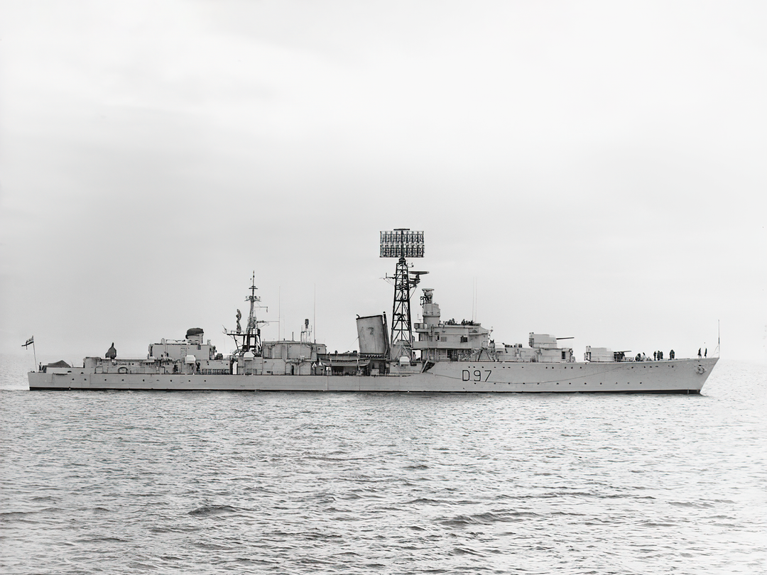 HMS Corunna (D97) Royal Navy Battle Class Destroyer Starboard Beam View Photo Print Wall Art Decor Posters, Prints, & Visual Artwork Hampshire Prints 6 x 4 No Frame No