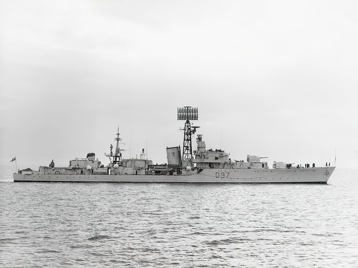 HMS Corunna (D97) Royal Navy Battle Class Destroyer Starboard Beam View Photo Print Wall Art Decor Posters, Prints, & Visual Artwork Hampshire Prints 6 x 4 No Frame No