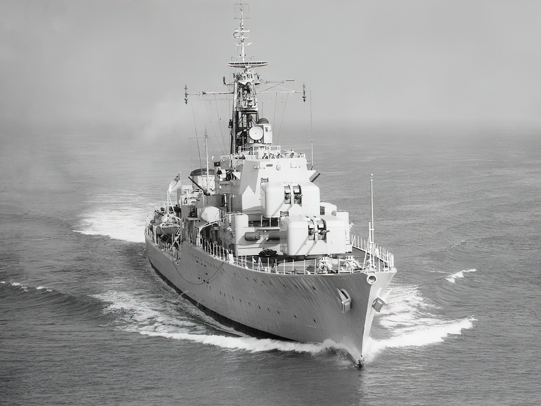 HMS Dainty (D108) Royal Navy Daring Class Destroyer Starboard Bow View Photo Print Wall Art Decor Posters, Prints, & Visual Artwork Hampshire Prints 6 x 4 No Frame No