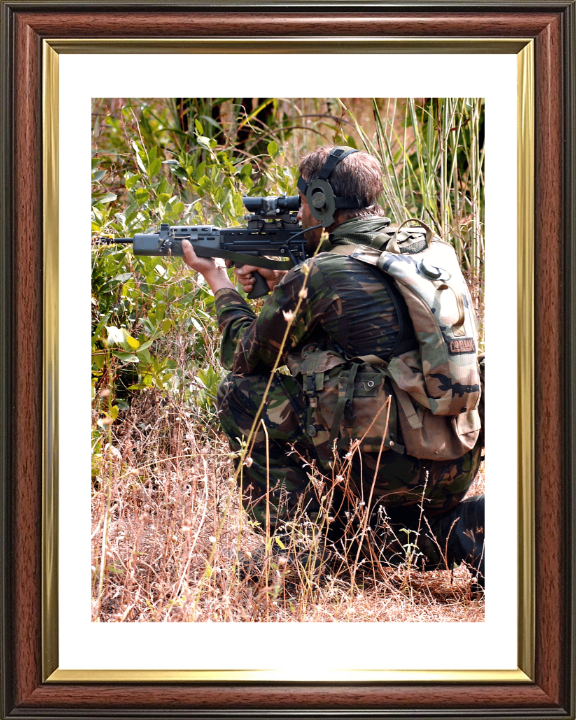 Royal Marine Commando During Exercise Green Osprey 2005 Photo Print - 40 Commando Posters, Prints, & Visual Artwork Hampshire Prints 10 x 8 Classic Frame Yes