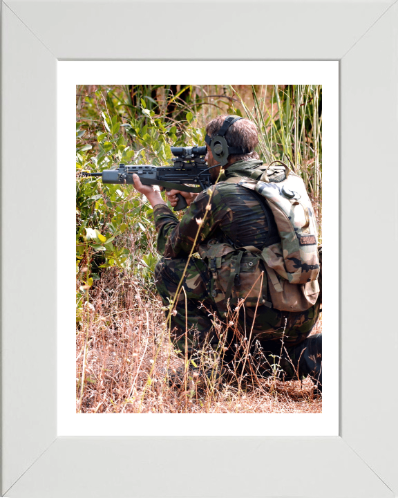 Royal Marine Commando During Exercise Green Osprey 2005 Photo Print - 40 Commando Posters, Prints, & Visual Artwork Hampshire Prints 10 x 8 White Frame Yes