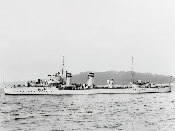 HMS Decoy H75 D Class Destroyer 1933