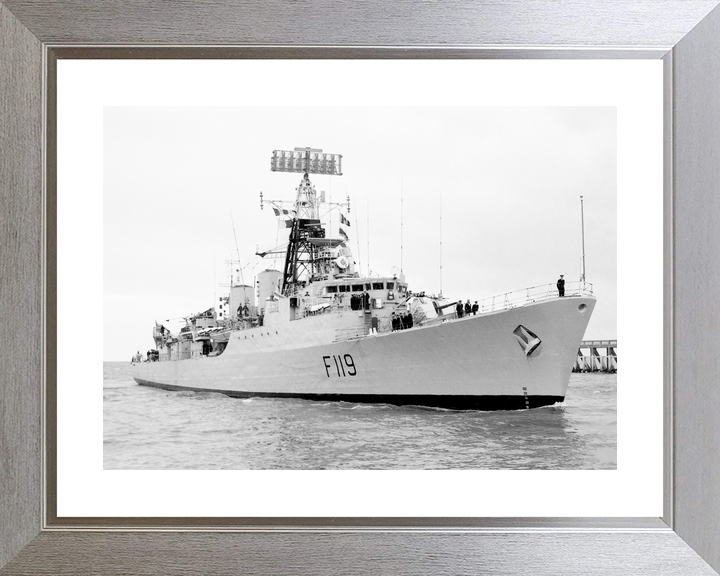 HMS Eskimo (F119) Royal Navy Tribal Class Frigate Entering Harbour Photo Print Wall Art Decor - Posters, Prints, & Visual Artwork - by Hampshire Prints (image 6 of 9)